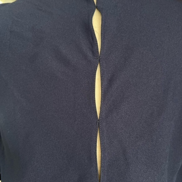 Navy blouse great material NWT‎ ZARA - Picture 8 of 12